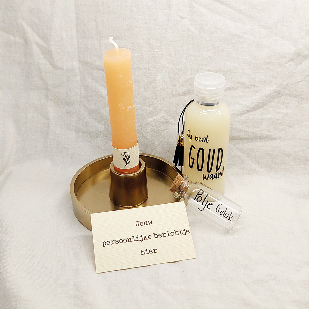 Cadeau box met tekst 'Jij bent GOUD waard'